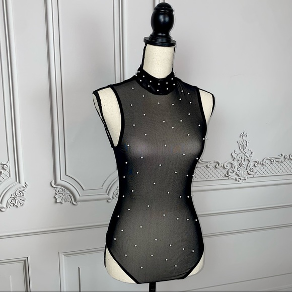 Bláse Tops - Bláshe Black Mesh High Neck Pearl Bodysuit | Size M